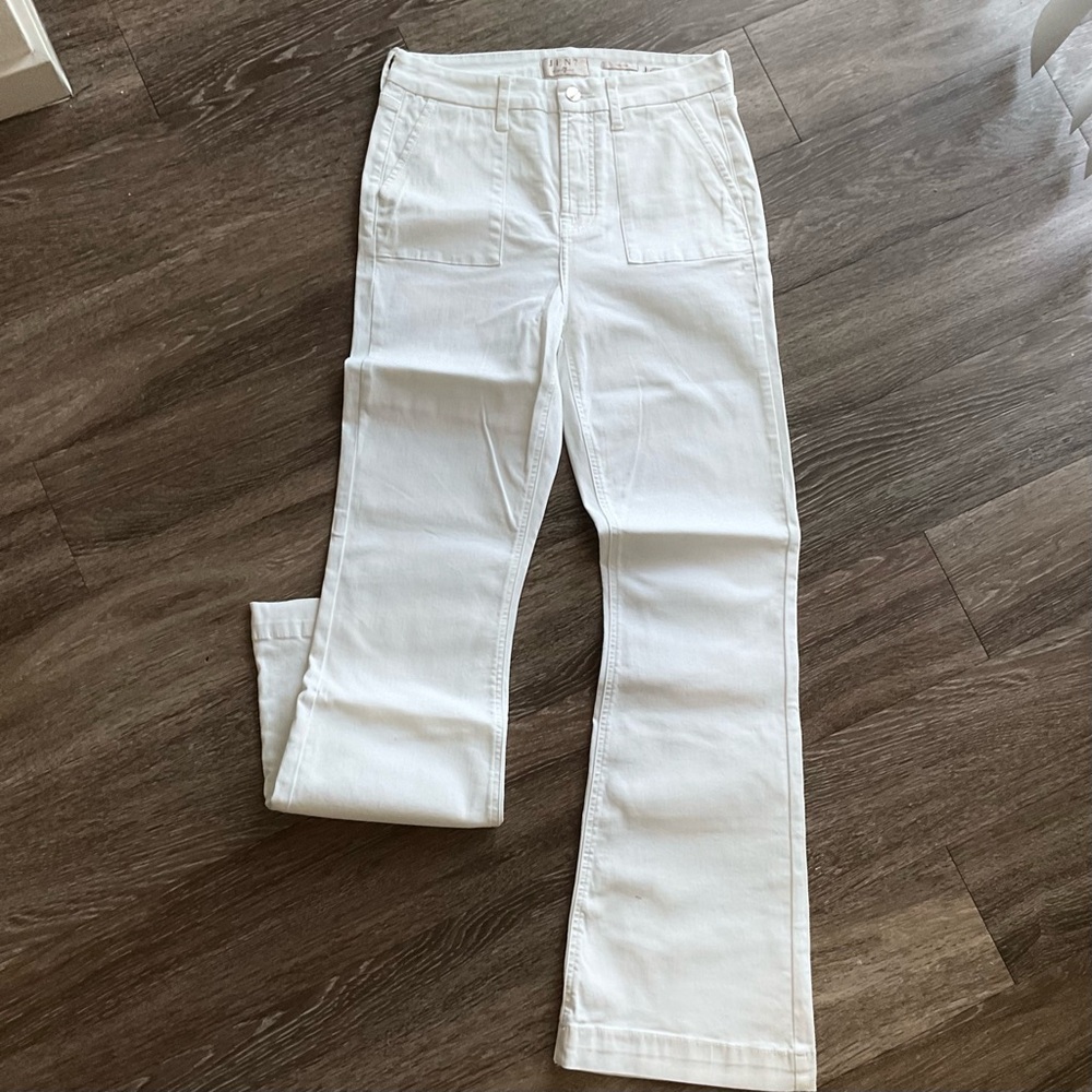 New Jen 7 by 7 For All Mankind Sculpting Panel White Wide Leg Flare Pants